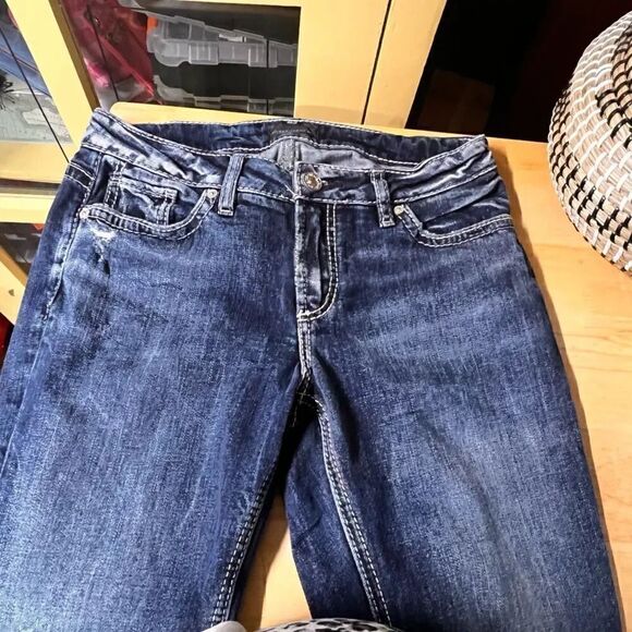 EUC Distressed Dark Wash Silver Jeans Elyse Straight 26 X 32 #YT21 - Picture 2 of 9